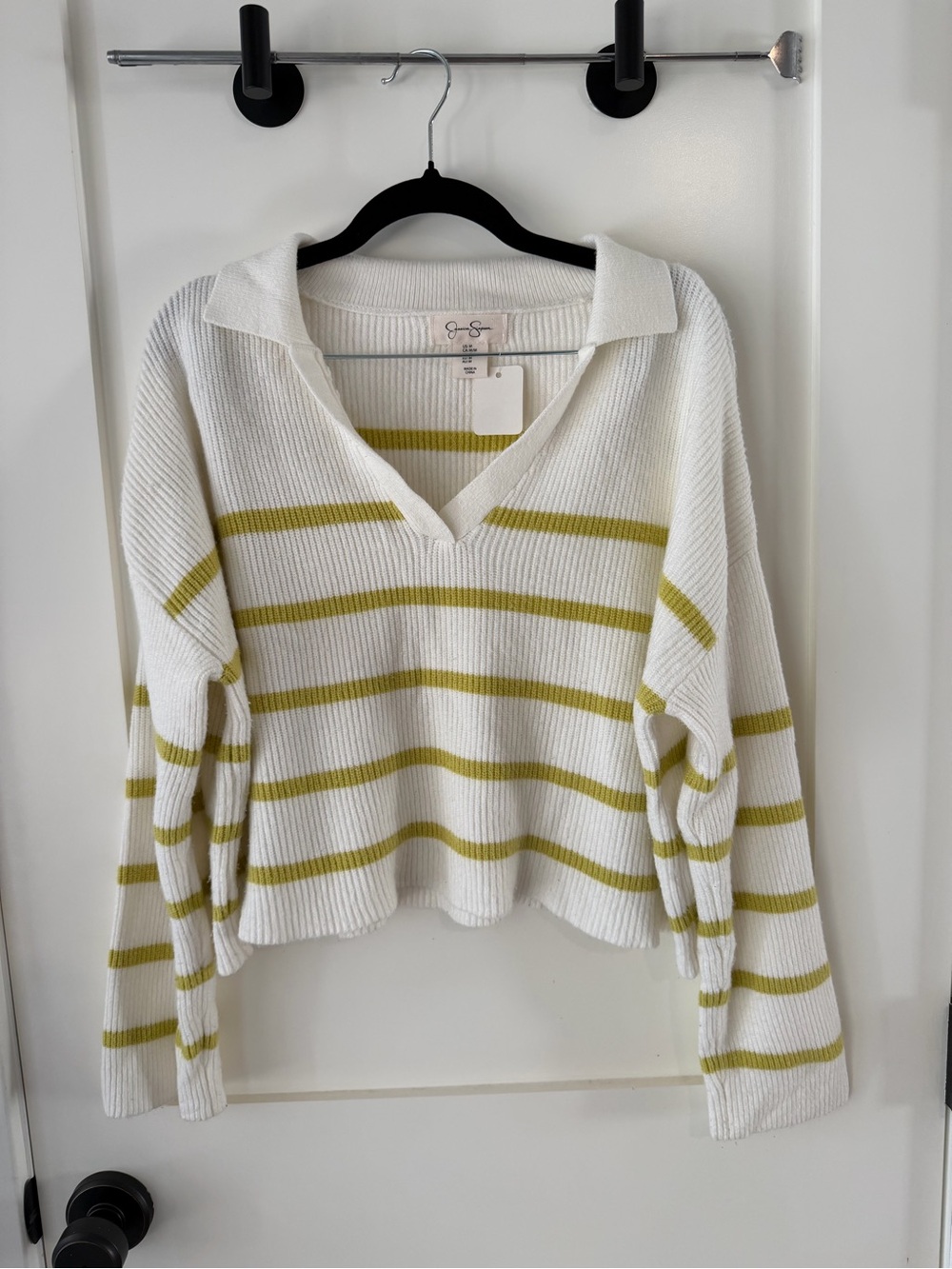 Jessica Simpson Cropped White V-Neck Pullover with Green Stripes